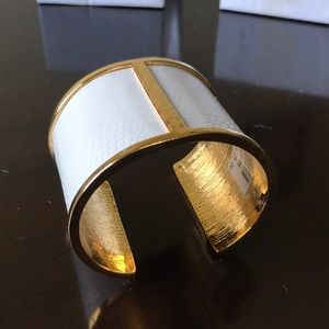 Kara Kara Ross White Leather Embossed gold bangle